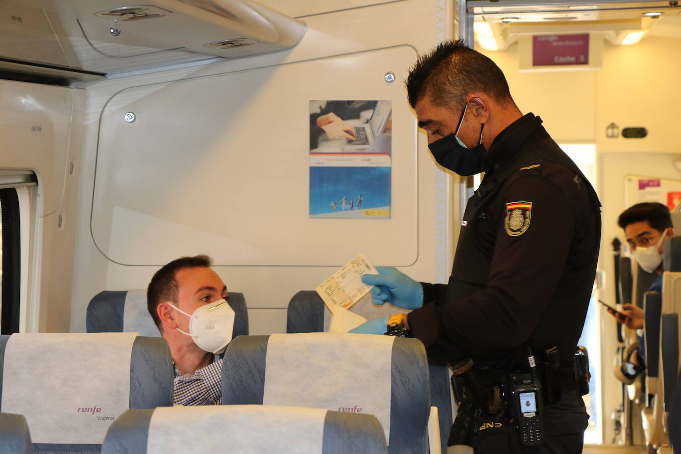 Fotos: Primeros controles en la Estación de Tren