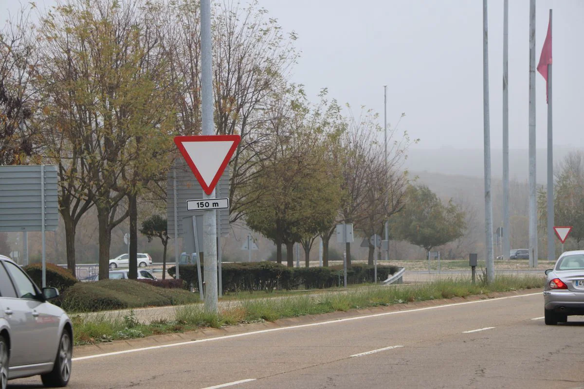 La niebla se ha dejado ver en la mañana de este sábado por toda la ciudad.