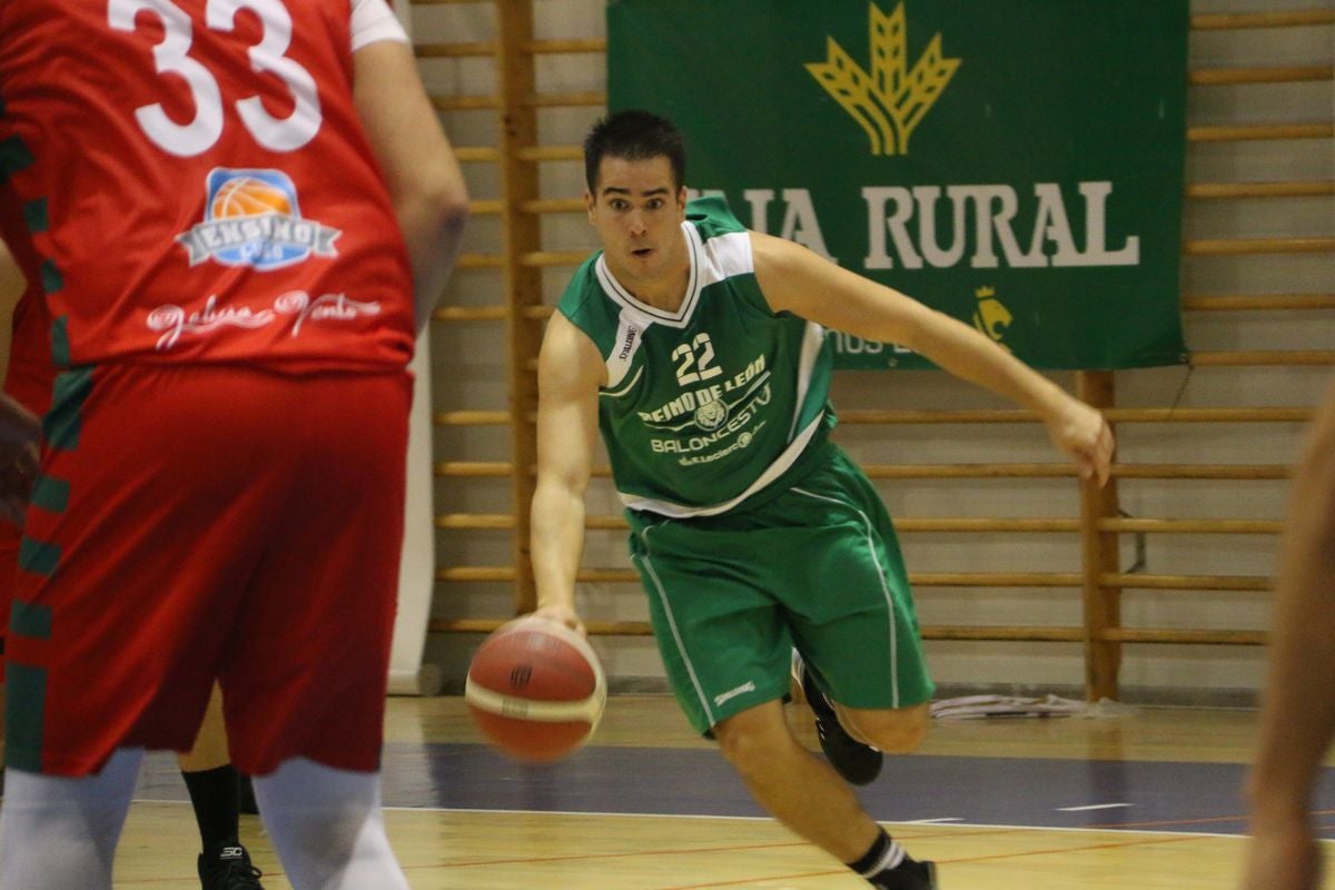 El club baloncesto Reino de León se estrena en la liga EBA esta temporada en el polideportivo San Esteban.