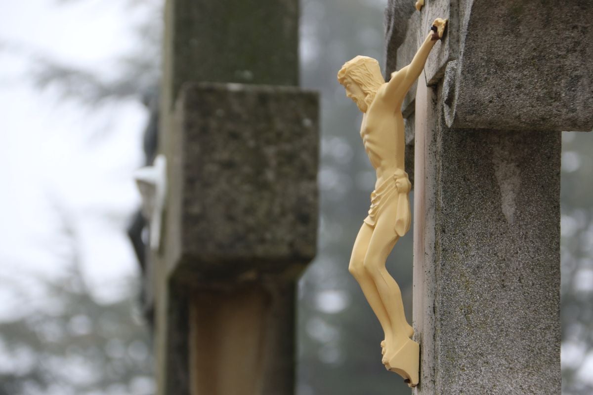 Los leoneses se han acercado hasta el cementerio de Puente Castro en este Día de Todos los Santos