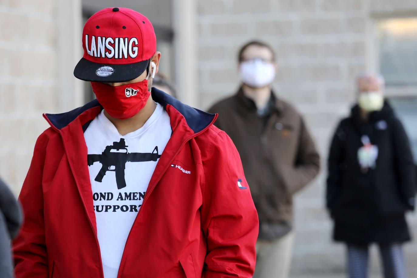 EE UU vive hoy su jornada electoral más turbia en medio de llamadas a la violencia.