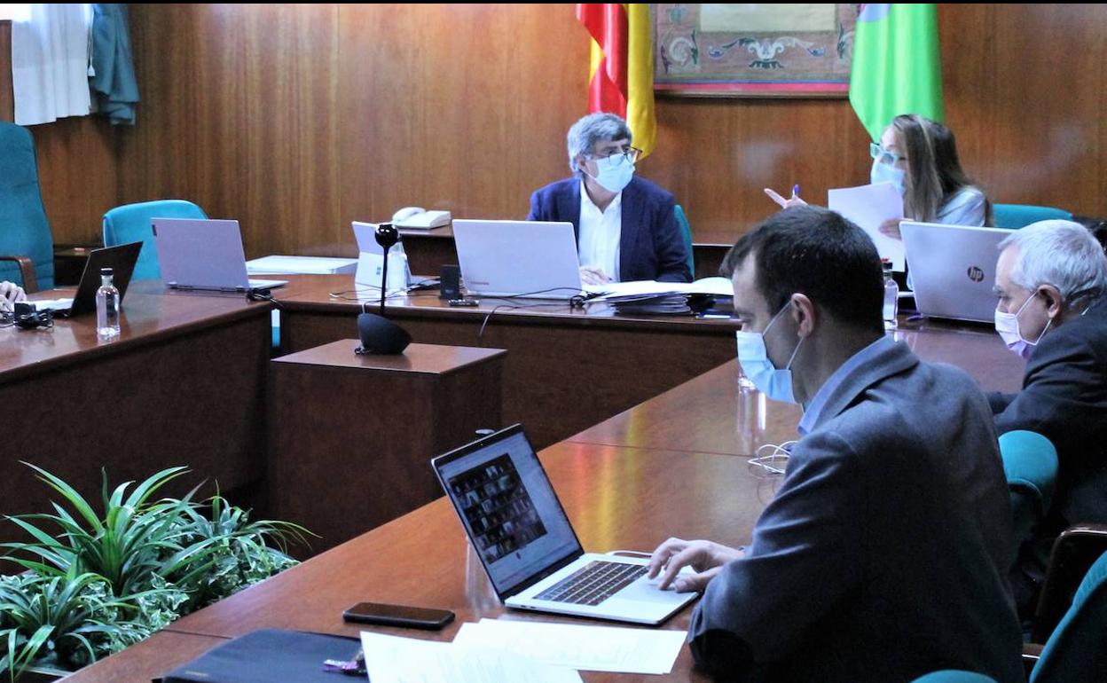 Junta de gobierno de la Universidad de León.