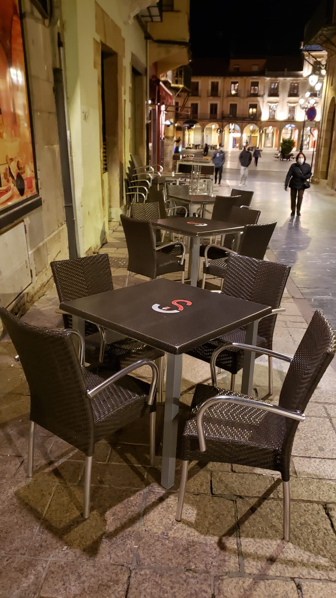 Últimas horas antes del cierre de la hostelería.