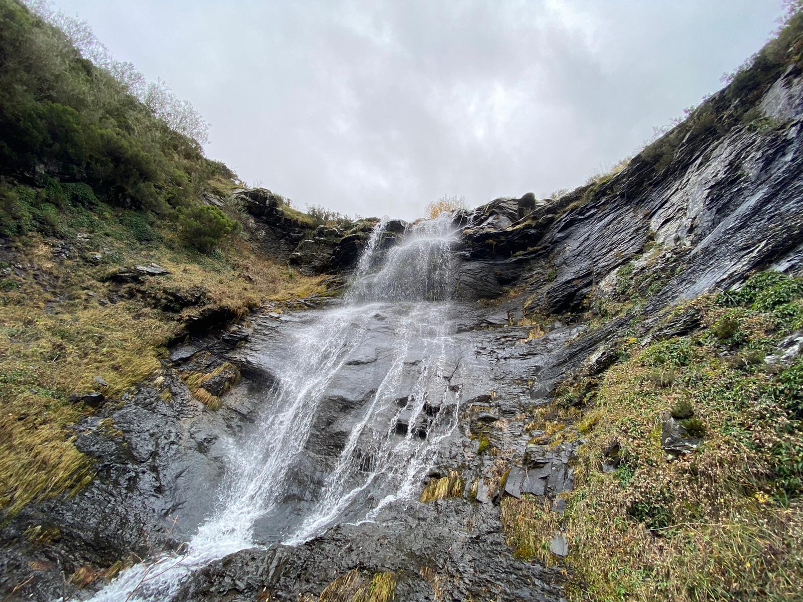 Imagen de la cascada del Reguero Cándano
