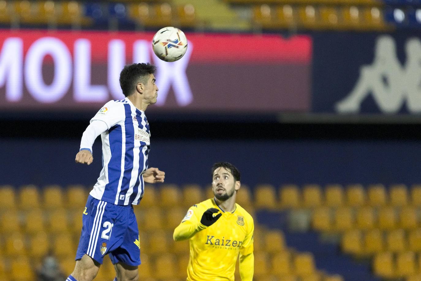 Ambos conjuntos completaron el partido que tenían pendiente desde la sexta jornada de LaLiga SmartBank.