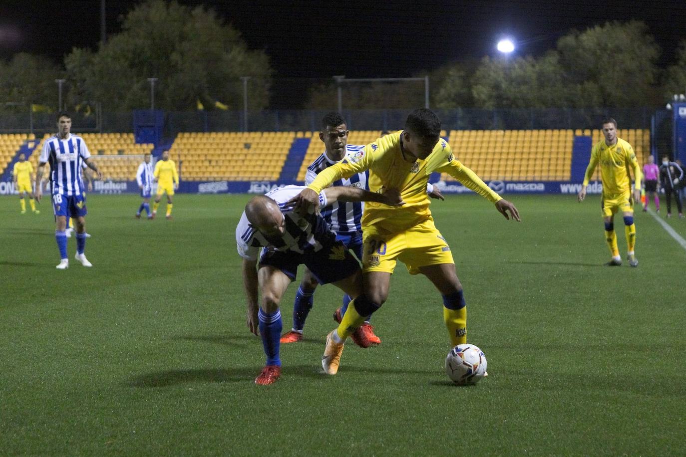 Ambos conjuntos completaron el partido que tenían pendiente desde la sexta jornada de LaLiga SmartBank.