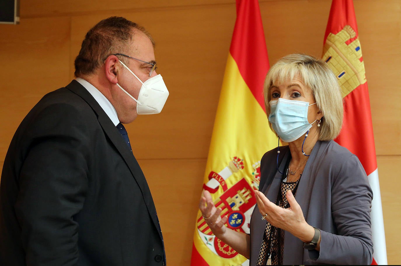 Fotos: Comparecencia de la consejera de Sanidad en las Cortes