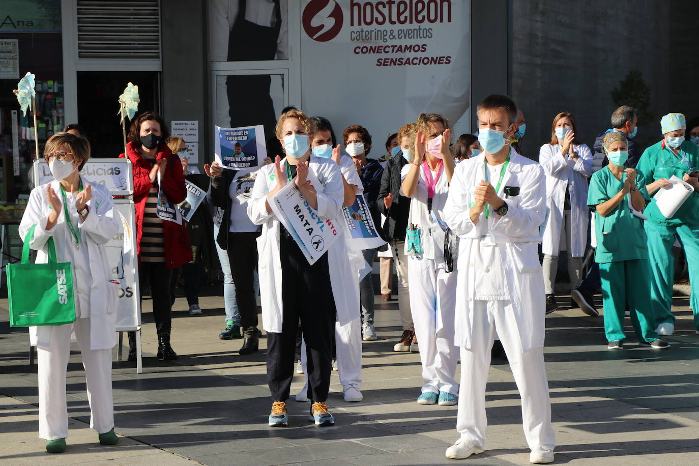 Fotos: Concentración de los sanitarios contra el &#039;decretazo&#039;