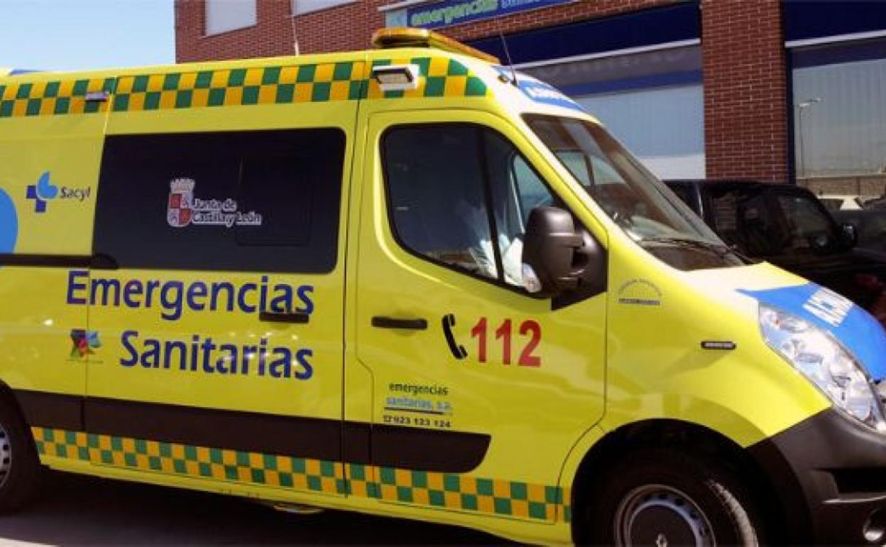 Un hombre de 65 años herido leve tras una colisión de dos turismos en la N-625 a la altura de Valdepolo