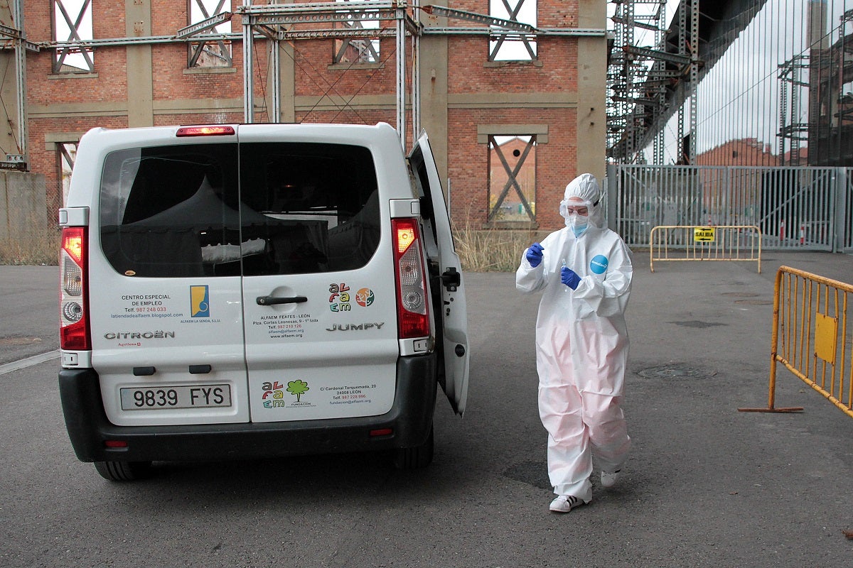 Pruebas PCR en el Palaciod e Exposiciones de León.