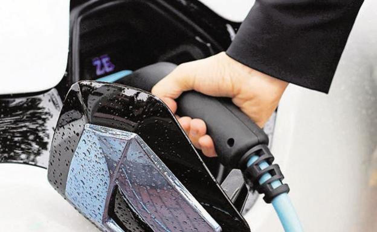 Punto de recarga de coches eléctricos. 