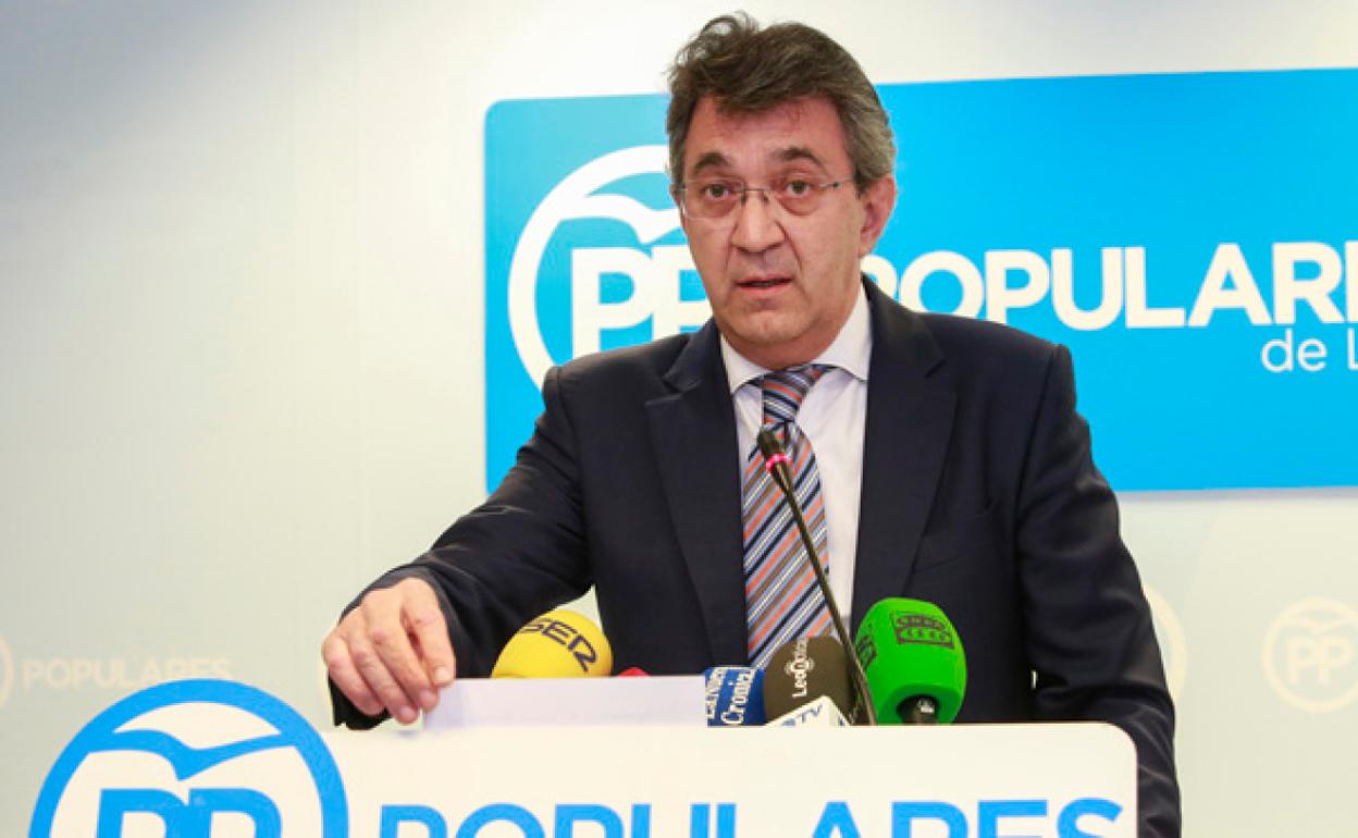 Juan Martínez Majo, presidente del PP de León.