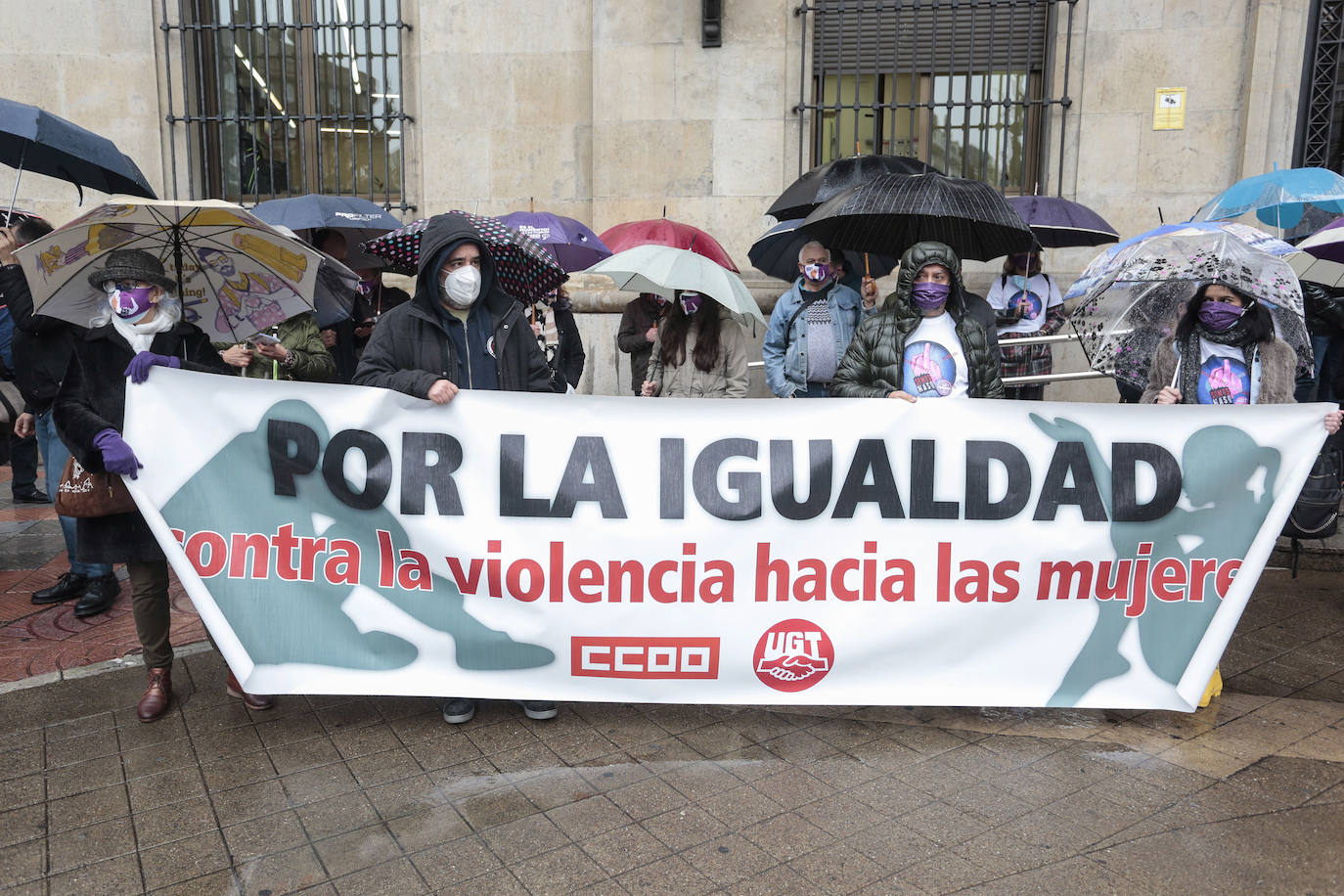 En un acto corto pero contundente se ha puesto de manifiesto el compromiso por erradicar la violencia machista