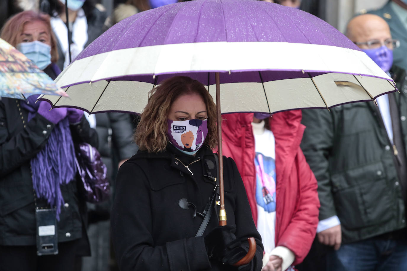 En un acto corto pero contundente se ha puesto de manifiesto el compromiso por erradicar la violencia machista