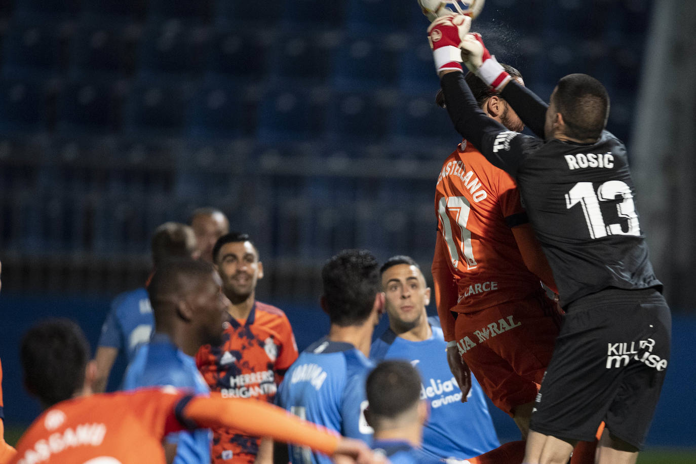 Ambos conjuntos se enfrentaron en la jornada 14 de LaLiga SmartBank.