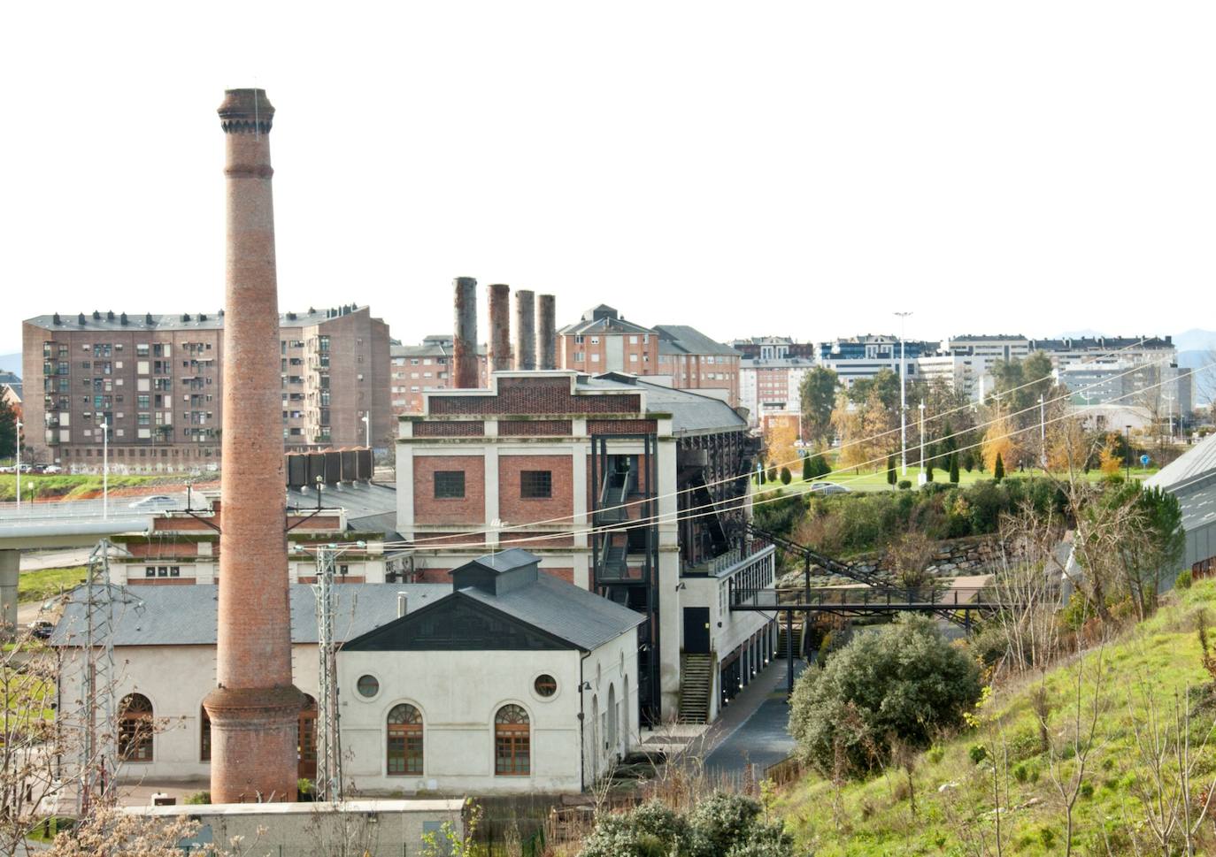 El humo volverá a salir por la chimenea de la antigua central de la MSP.