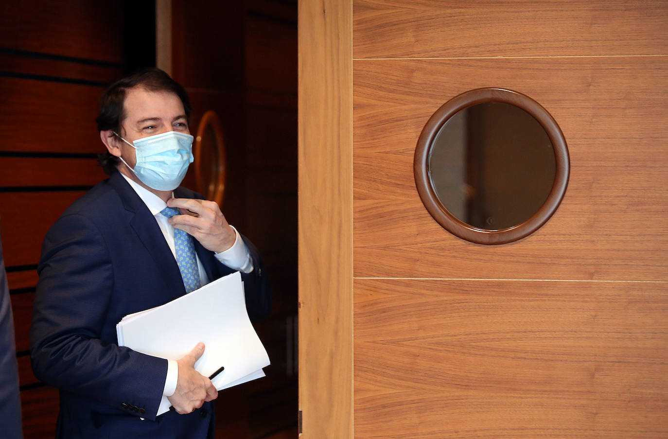 Fernández Mañueco comparece a petición propia ante el pleno de las Cortes,