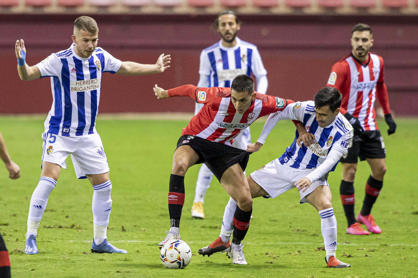 Fotos: Las imágenes del UD Logroñés-Deportiva