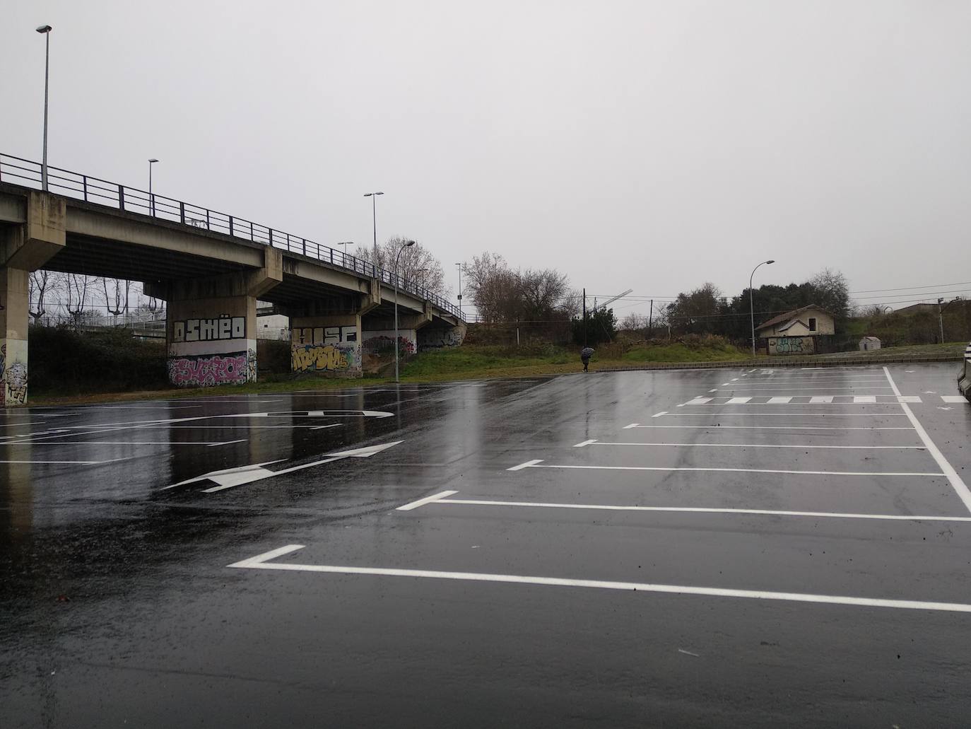 Fotos: Ponferrada inaugura las obras de asfaltado del entorno del pabellón Antonio Vecino