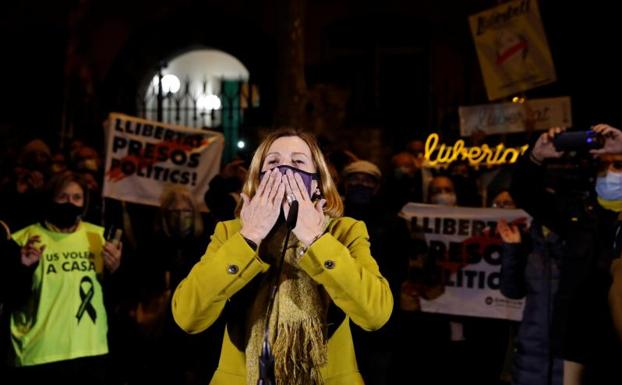 Forcadell reingresa en prisión para cumplir su condena este viernes por la noche.