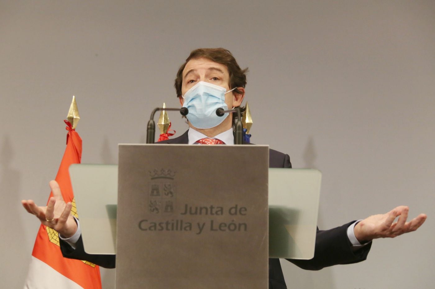 El presidente de la Junta de Castilla y León, Alfonso Fernández Mañueco, ofrece una rueda de prensa telemática para explicar las medidas frente a la COVID-19. 