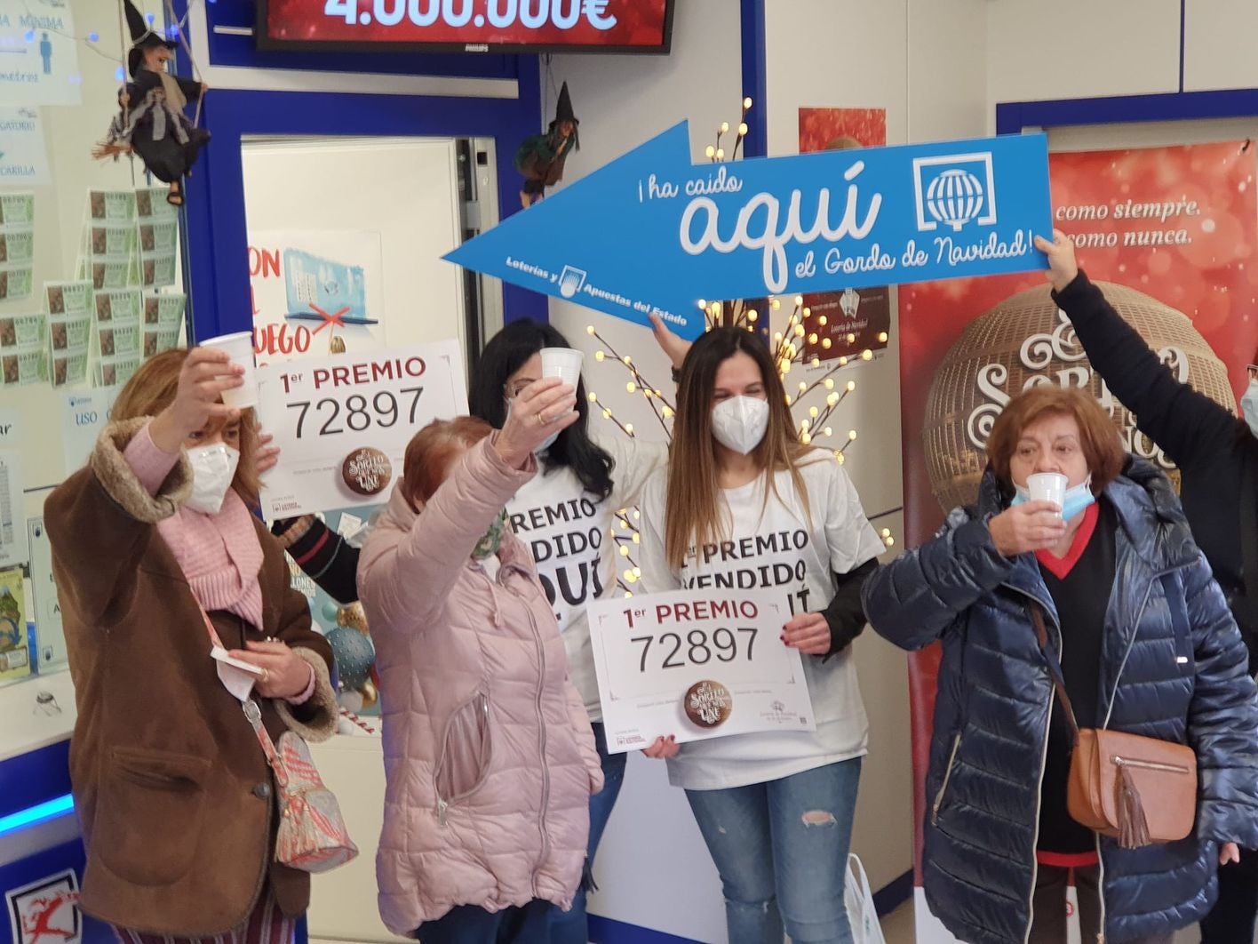 La localidad leonesa de Boñar vio hoy cómo la suerte le sonreía por tercera vez en el Sorteo de Navidad en el que ha repartido 5,6 millones de euros en 14 décimos vendidos en la Administración número 1 de este pueblo de montaña que en 2014 y en 1988 también se vio agraciado con el Gordo. 