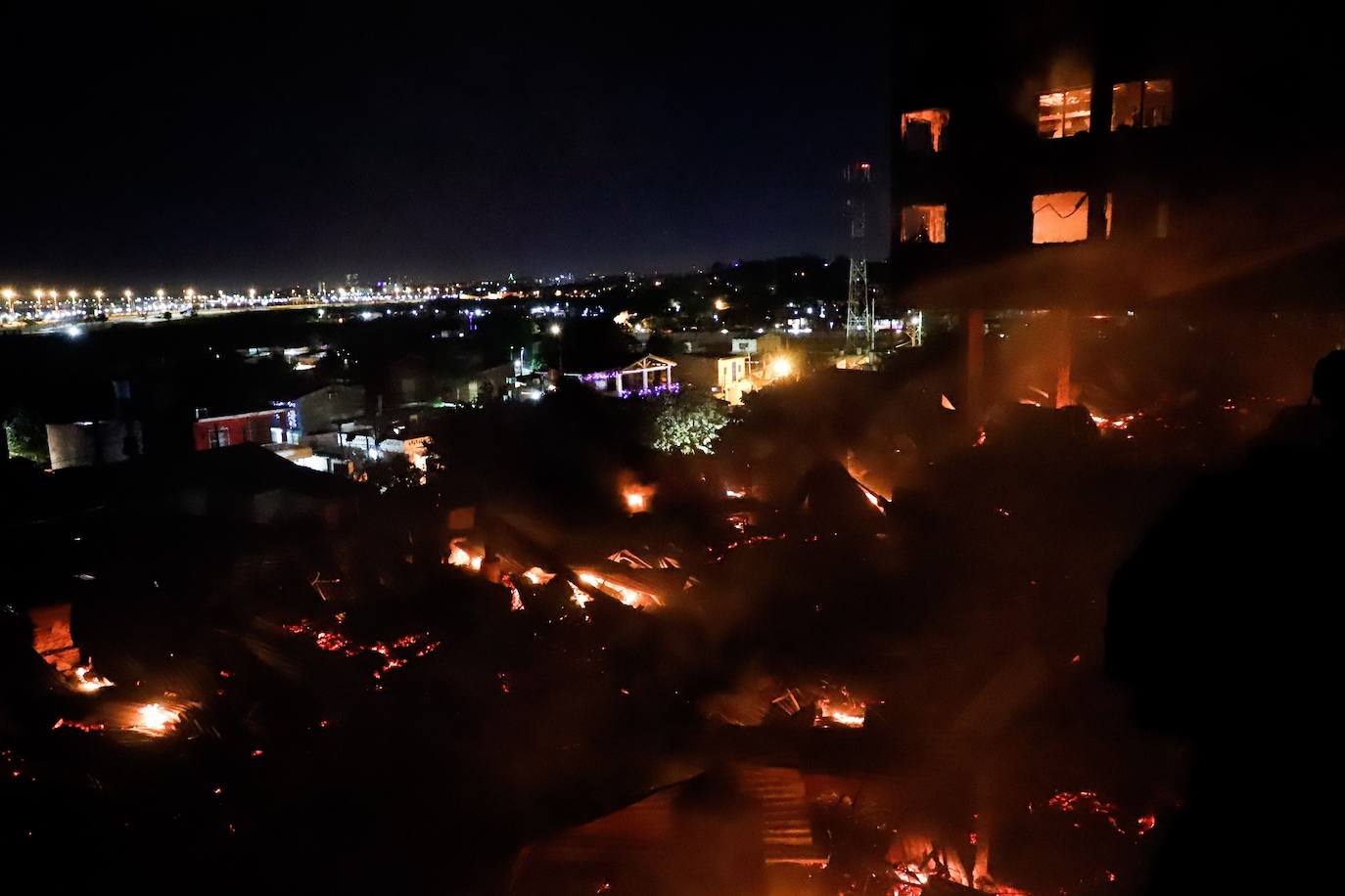 Fotos: Incendio en el barrio La Chacarita de Asunción