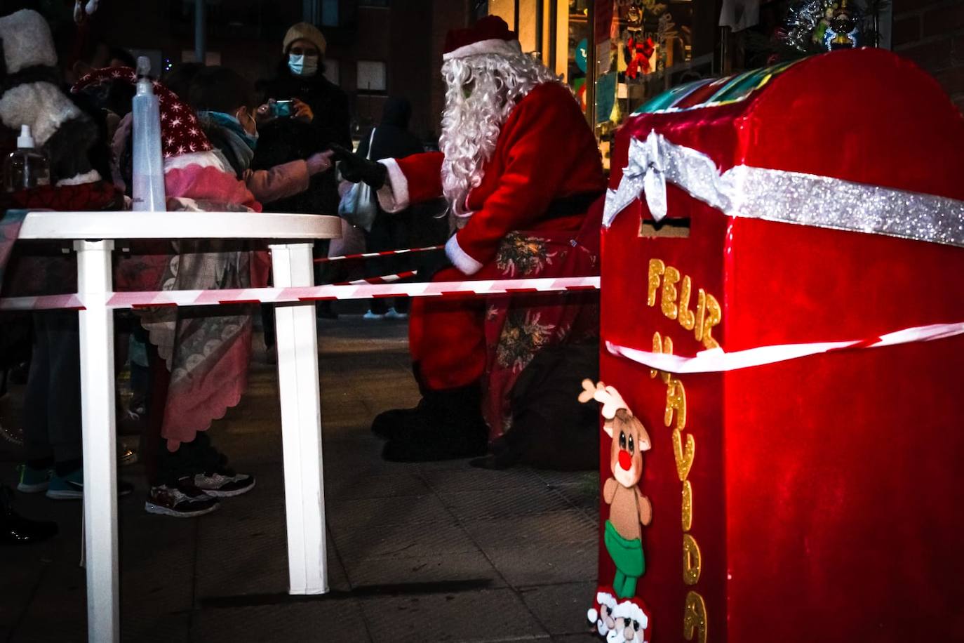 Fotos: Papá Noel no se olvidó de León