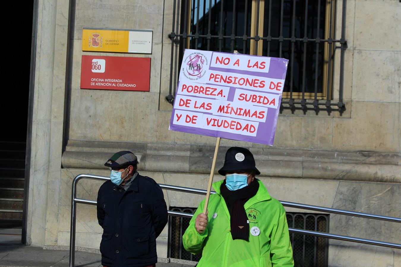 Concentración de los pensionistas para exigir unas pensiones justas.