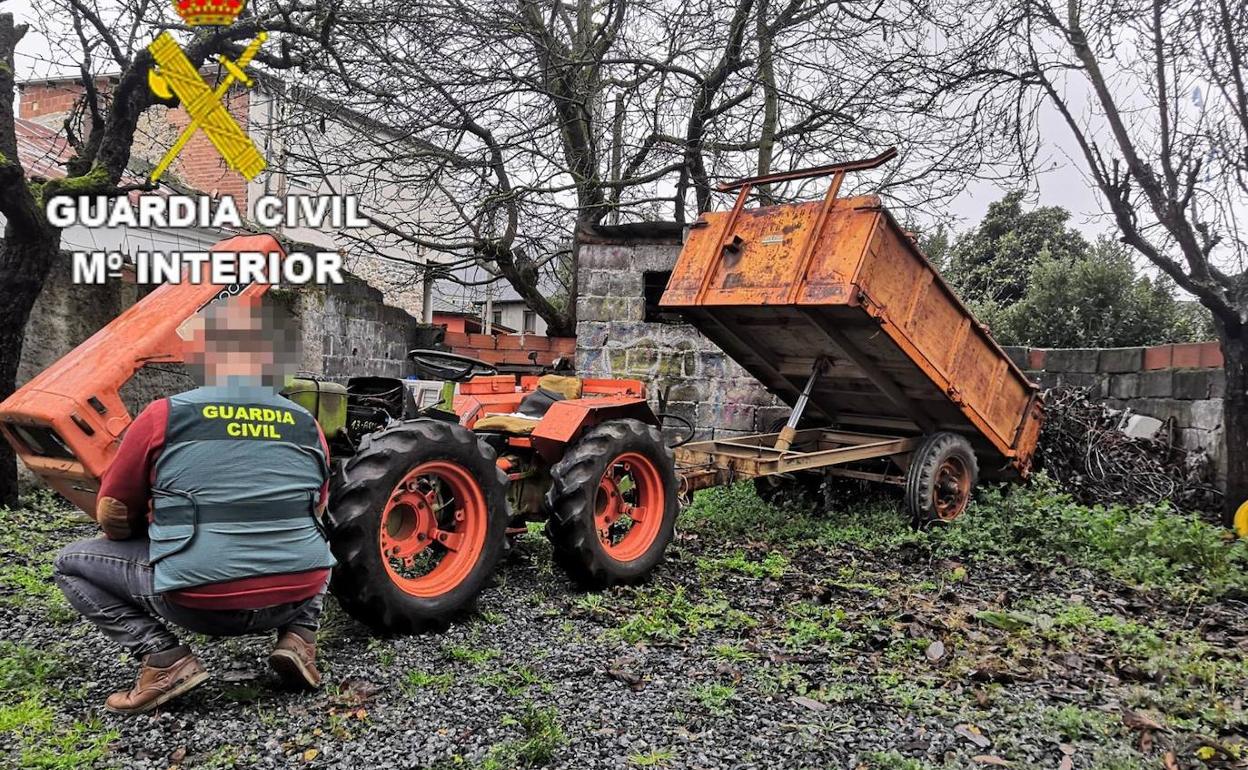 Tractor con remolque robado en Campañana.