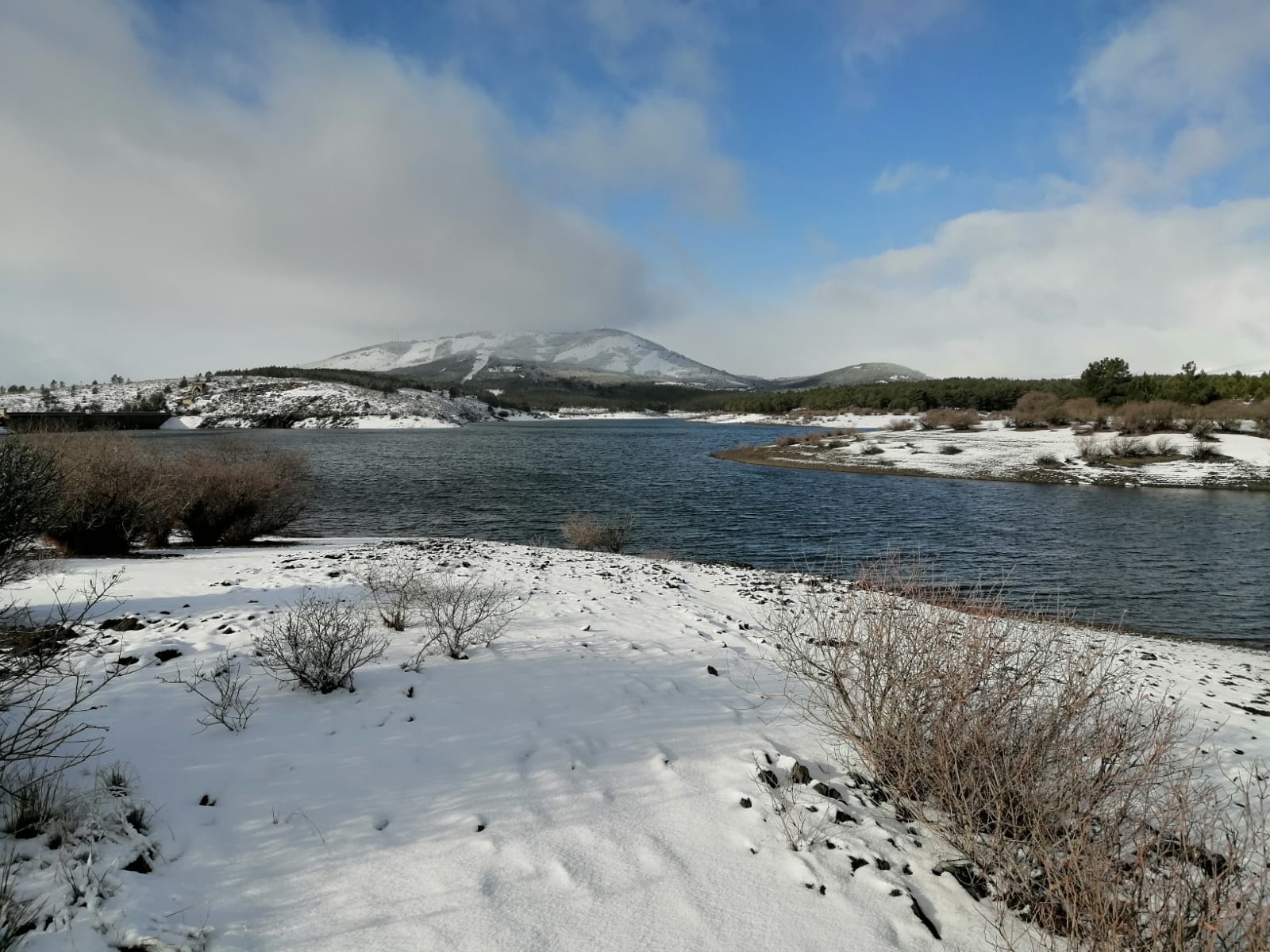 La provincia ya está teñidas de blanco dejando unos bonitos paisajes. 