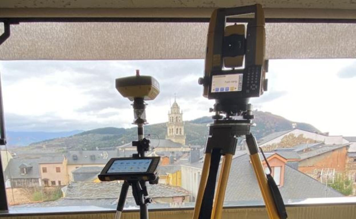 El Ayuntamiento de Ponferrada adquiere una estación robotizada de última generación para trabajos de ingeniería y topografía.