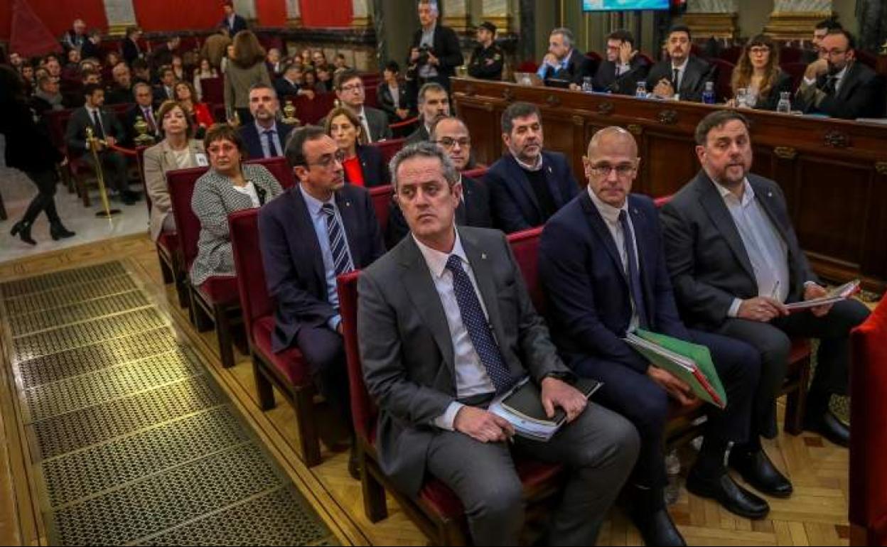 Yoko Ono y 5 premios Nobel piden amnistía para los presos del 'procés'