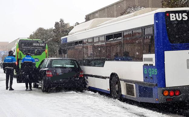 El 112 atiende nueve incidentes por accidentes de tráfico desde la tarde del viernes en León