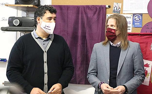 Juanjo Moro y Pablo Fernández, momentos previos a la rueda de prensa. 