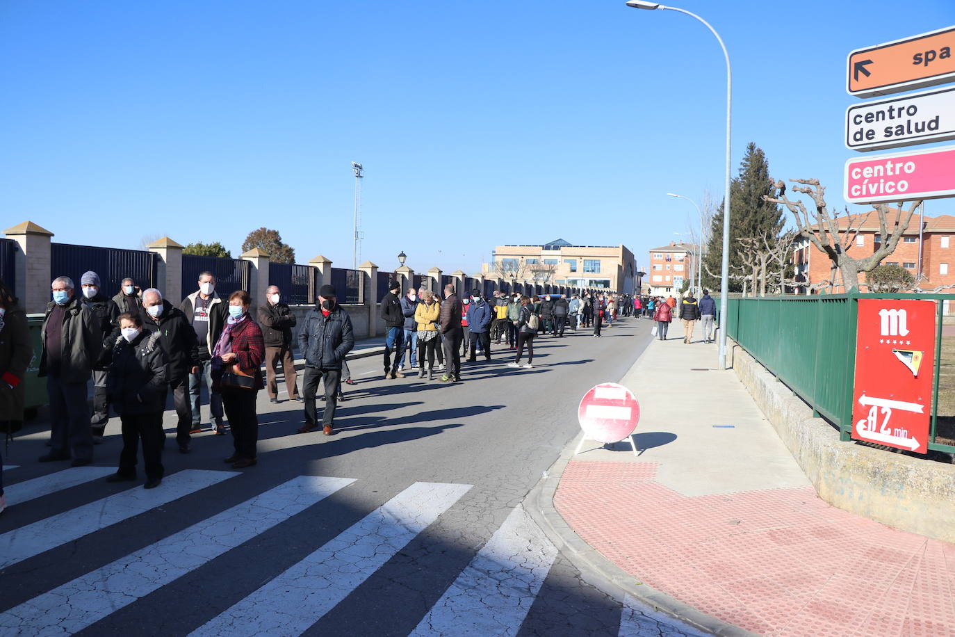 Fotos: Respuesta masiva de los vecinos de Santa María del Páramo