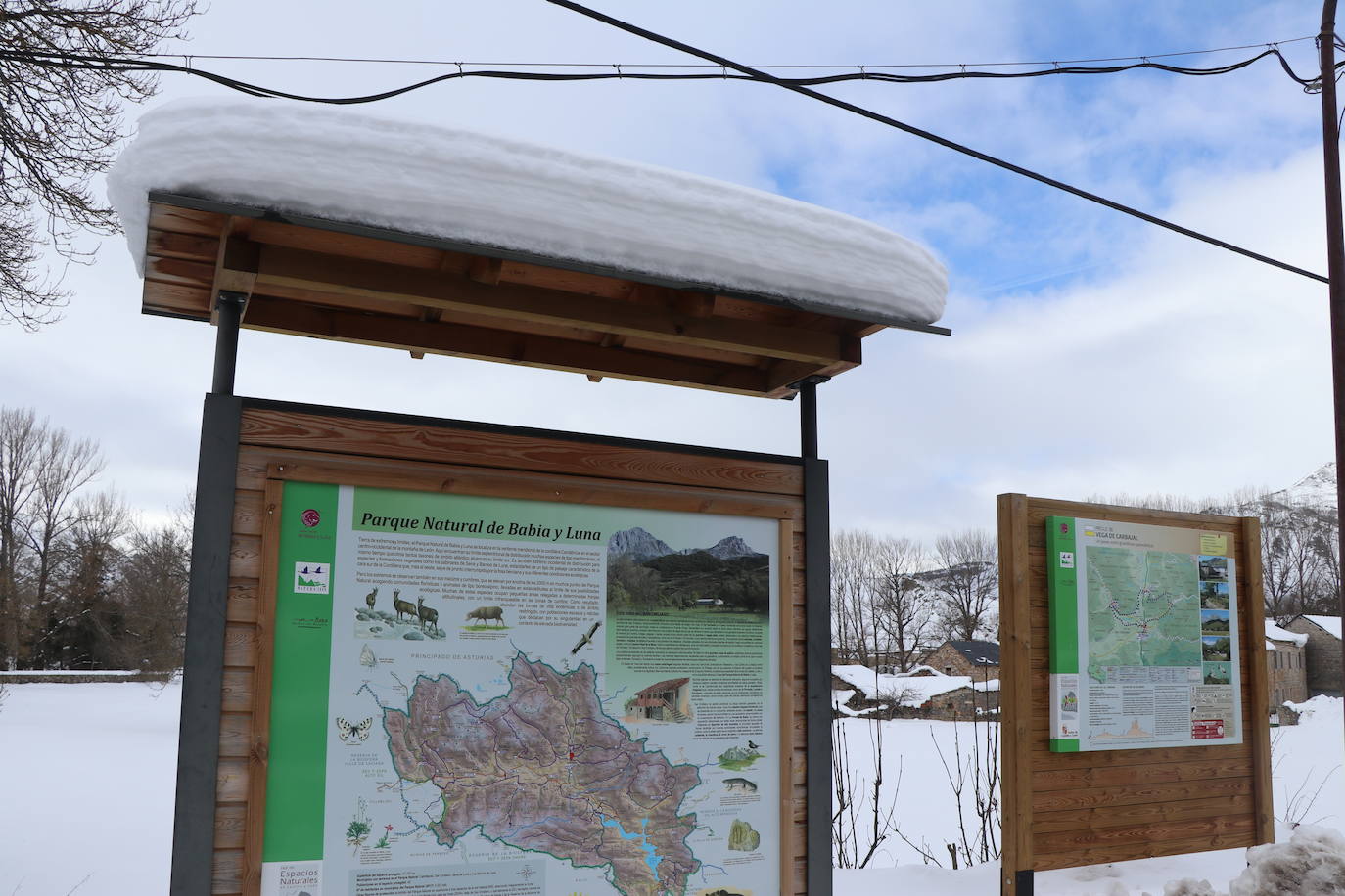 El municipio babiano mantiene varias carreteras en muy mal estado tras la gran nevada que afrontó a finales de 2020.