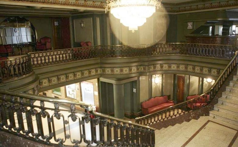 Interior del Teatro Emperador de León. 