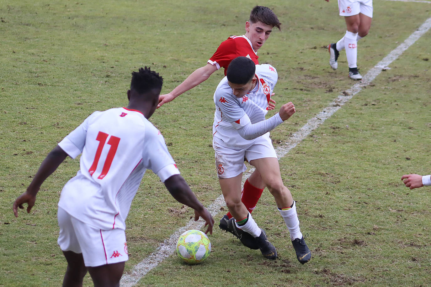 Fotos: Empate épico de la Cultural juvenil ante el Burgos