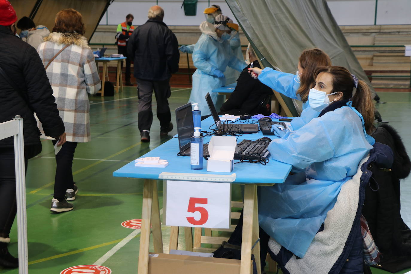La zona básica de salud de Sahagún cumple con la llamada de Atención Primaria para detectar coronavirus.