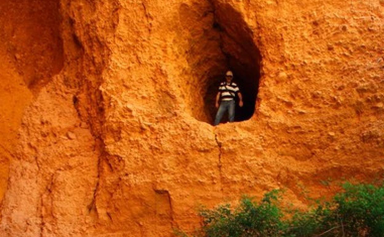 Un visitante en las Médulas. 