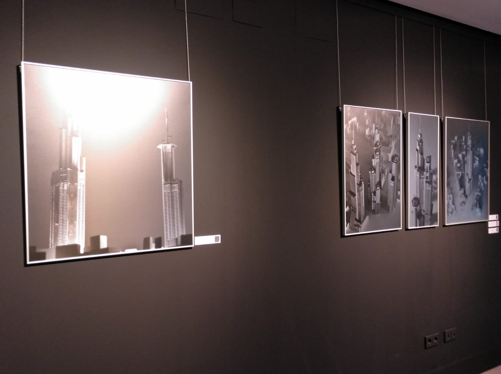 Maqueta elaborada con materiales industriales reciclados