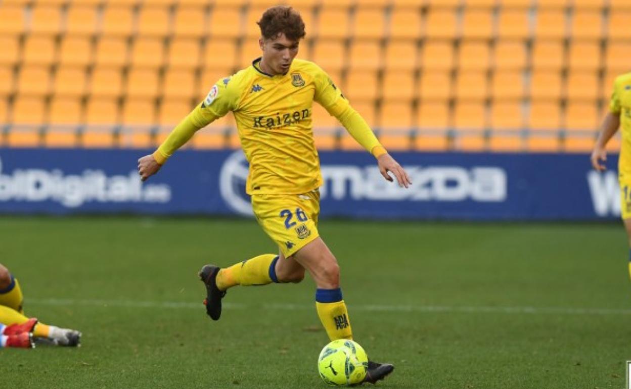 Álvaro Juan, en un partido con el Alcorcón.