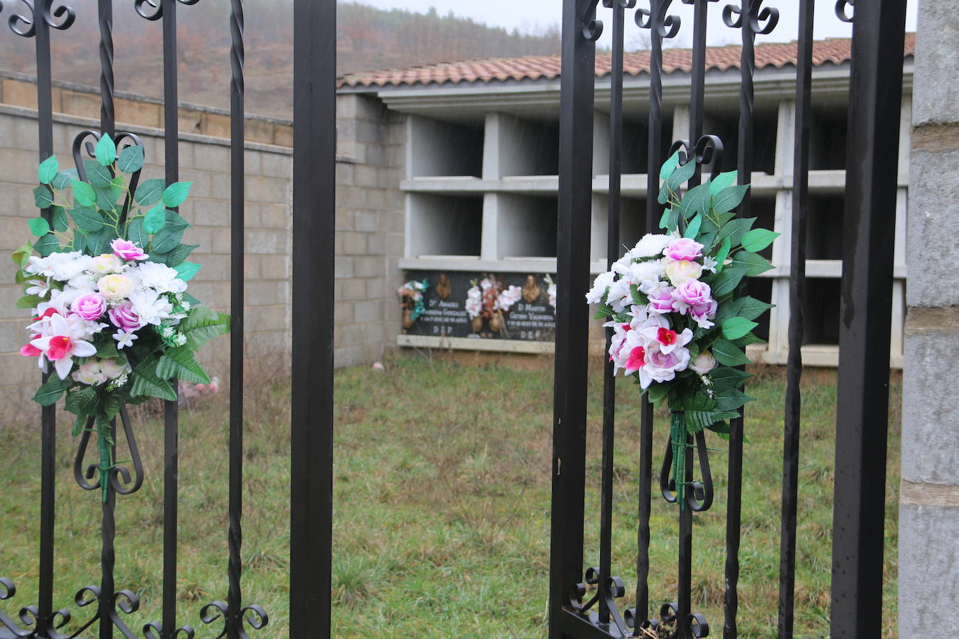 Fotos: El cementerio de Abadengo se prepara para su demolición