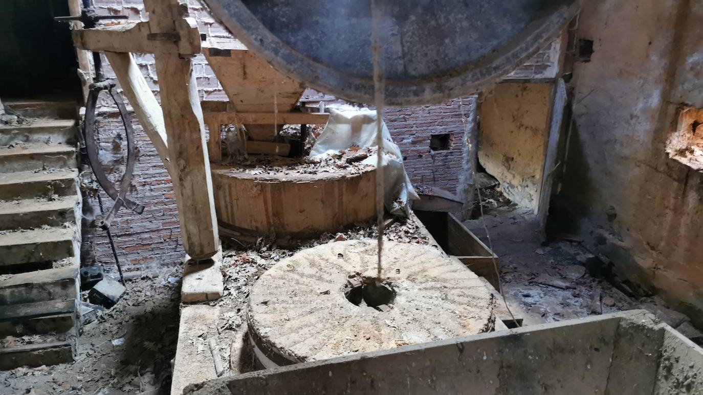 El Val de San Lorenzo, localidad en la que se ubica el molino del Junquillo, se ha propuesto reunir los 30.000 euros que cuesta su rehabilitación e incorporarlo así a su oferta cultural y turística.