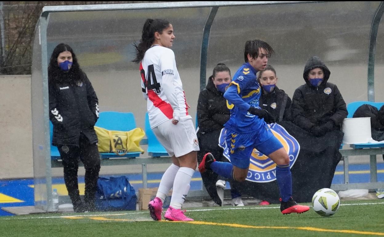 Un lance del partido del Olímpico ante el Rayo B.