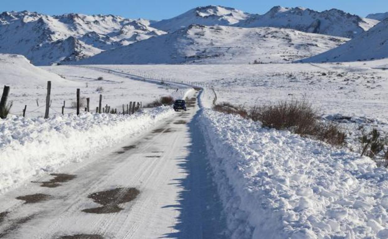 Nieve en la montaña leonesa a principios de 2021.