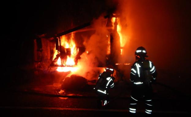 Imagen de la actuación de los Bomberos de Ponferreda. 