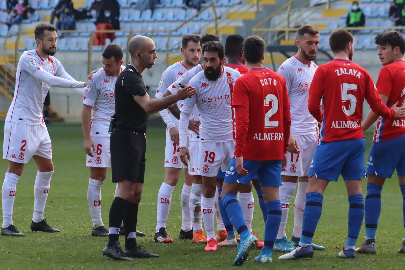 Fotos: Las imágenes del Cultural-Sporting B