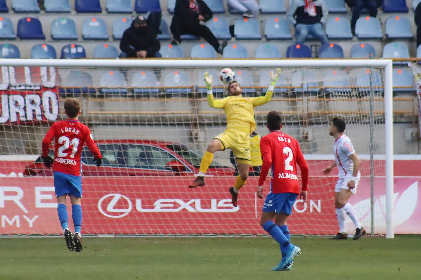 Fotos: Las imágenes del Cultural-Sporting B